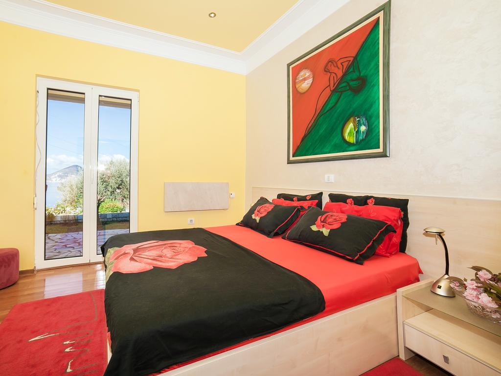 Villa Royal Dream Свети Стефан Екстериор снимка